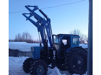 Фронтальный погрузчик для трактора