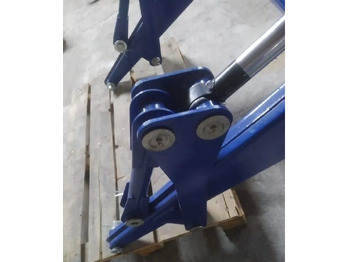 Новый Фронтальный погрузчик для трактора Алтайский Погрузчик ПКУ-08: фото 3