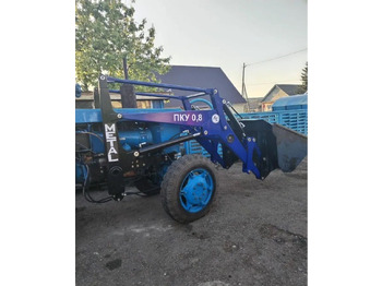 Фронтальный погрузчик для трактора