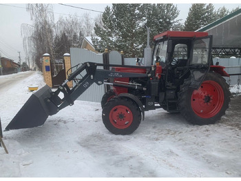 Фронтальный погрузчик для трактора