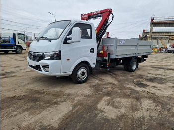 Малотоннажный бортовой грузовик DONGFENG