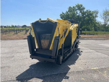 Асфальтоукладчик BOMAG