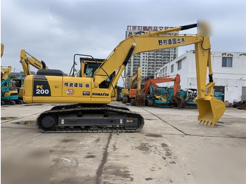 Гусеничный экскаватор KOMATSU PC200-8