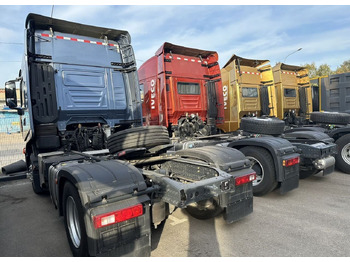 Новый Тягач IVECO-Hongyan CQ4186: фото 4 Новый Тягач IVECO-Hongyan CQ4186: фото 4