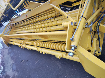 Новый Свеклоуборочный комбайн ФРАНЦ КЛЯЙНЕ LS 200: фото 4