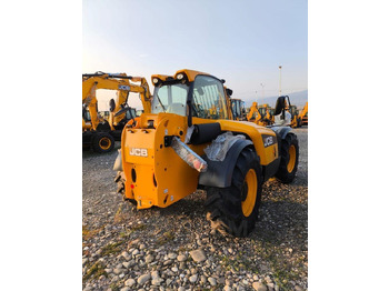 Новый Телескопический погрузчик JCB 531-70: фото 4