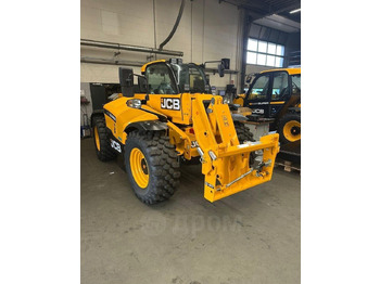 Телескопический погрузчик JCB