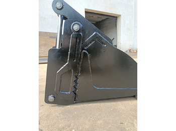 Новый Ковш для погрузчика Ковш 4 в 1 (двухчелюстной) 1600 мм: фото 4 Новый Ковш для погрузчика Ковш 4 в 1 (двухчелюстной) 1600 мм: фото 4