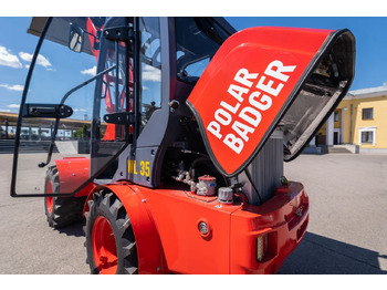 Новый Фронтальный мини погрузчик POLAR BADGER Polar Badger WL35: фото 3 Новый Фронтальный мини погрузчик POLAR BADGER Polar Badger WL35: фото 3