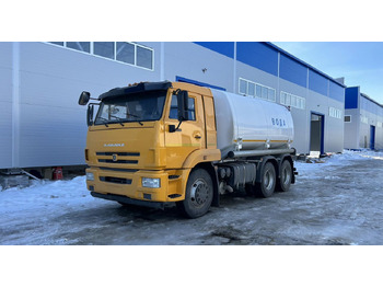 Грузовик с цистерной КАМАЗ 65115