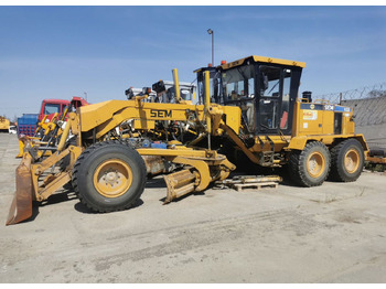 Грейдер SEM 922AWD: фото 5
