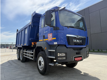Самосвал MAN TGS 40.400