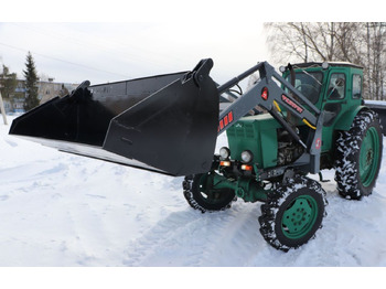 Новый Фронтальный погрузчик для трактора Палехагромаш Фаворит 900: фото 3 Новый Фронтальный погрузчик для трактора Палехагромаш Фаворит 900: фото 3