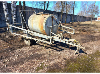 Прицепной опрыскиватель