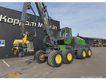 Харвестер JOHN DEERE
