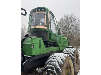 Новый Форвардер John Deere 1910G: фото 4 Новый Форвардер John Deere 1910G: фото 4