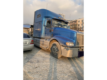 Тягач International 9400i: фото 5