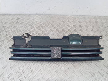 Решётка радиатора PEUGEOT