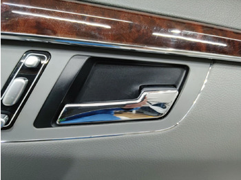Кабина и интерьер MERCEDES-BENZ