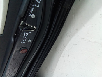 Дверь и запчасти BMW