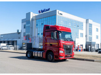 Тягач КАМАЗ 54901