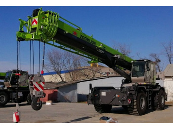 Короткобазный кран ZOOMLION ZRT600