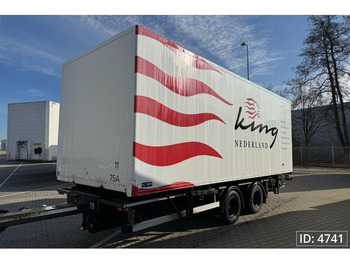 : фото в шапке страницы