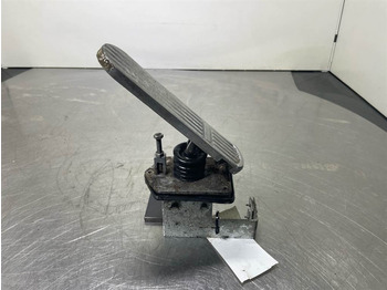 O & K L25.5 - Gas pedal/Fusspedal/Gaspedaal в лизинг O & K L25.5 - Gas pedal/Fusspedal/Gaspedaal: фото 1