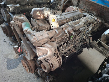 : фото в шапке страницы