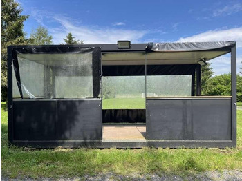 : фото в шапке страницы