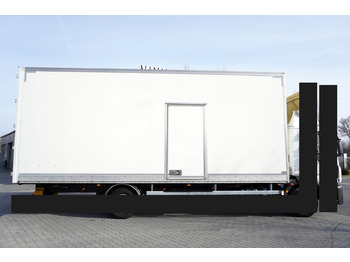 : фото в шапке страницы