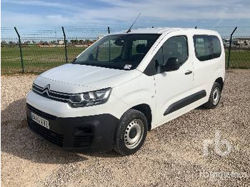 Легковой автомобиль CITROËN