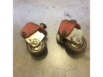 : фото в шапке страницы