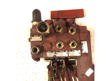 : фото в шапке страницы