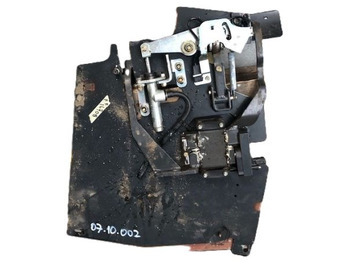 : фото в шапке страницы