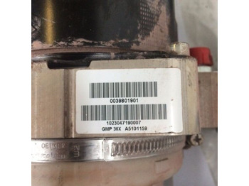 : фото в шапке страницы