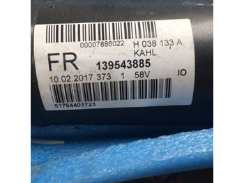 : фото в шапке страницы