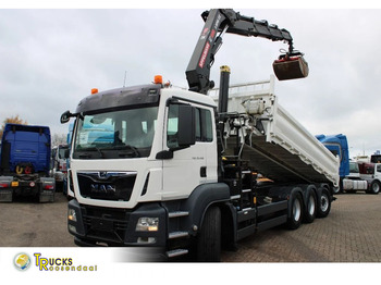 : фото в шапке страницы