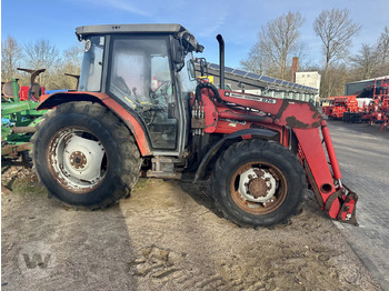 Трактор MASSEY FERGUSON