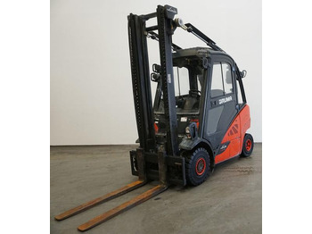 : фото в шапке страницы