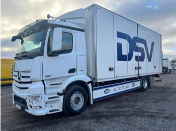 : фото в шапке страницы