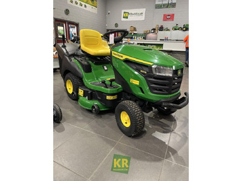 : фото в шапке страницы