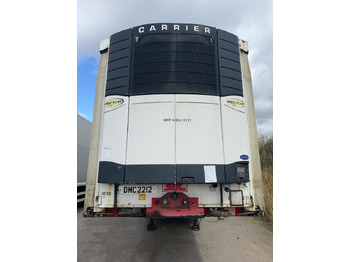 : фото в шапке страницы