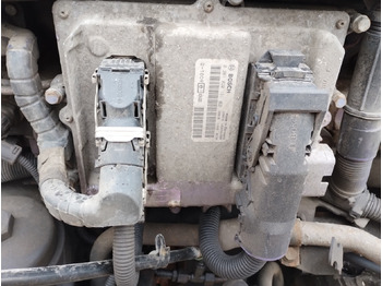 : фото в шапке страницы