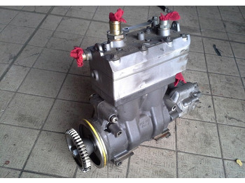 : фото в шапке страницы