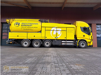 : фото в шапке страницы