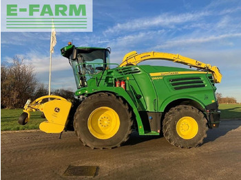 Кормоуборочный комбайн JOHN DEERE 8600