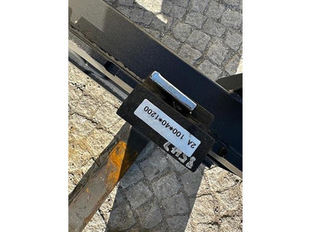 Big Palettengabel 120cm mit Liebherr 506 Aufnahme в лизинг Big Palettengabel 120cm mit Liebherr 506 Aufnahme: фото 5