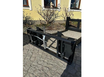 : фото в шапке страницы