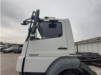 : фото в шапке страницы